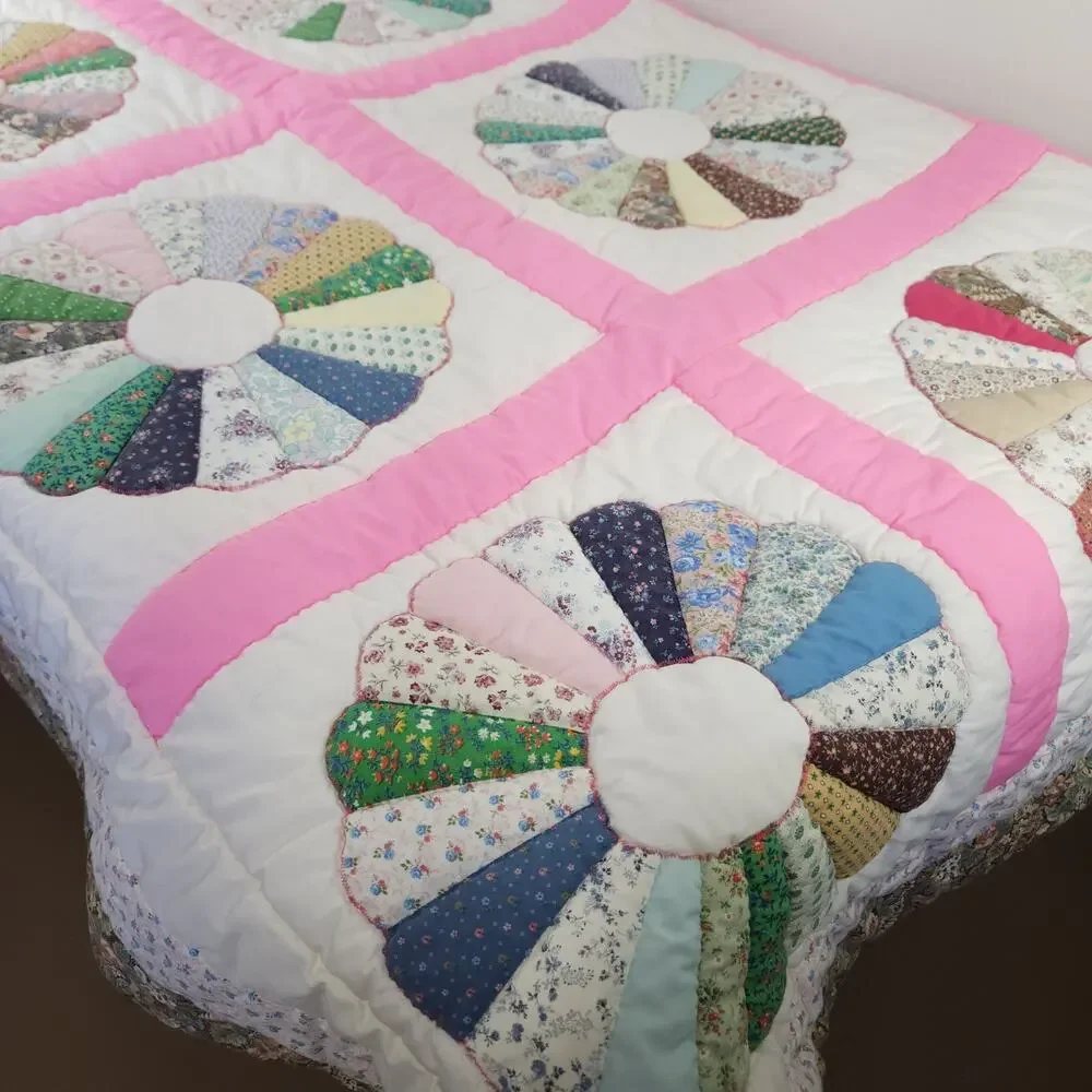 Vtg Handmade Dresden Plate F/Q Quilt Cover Pink Cotton Prairie Cottage 88x96